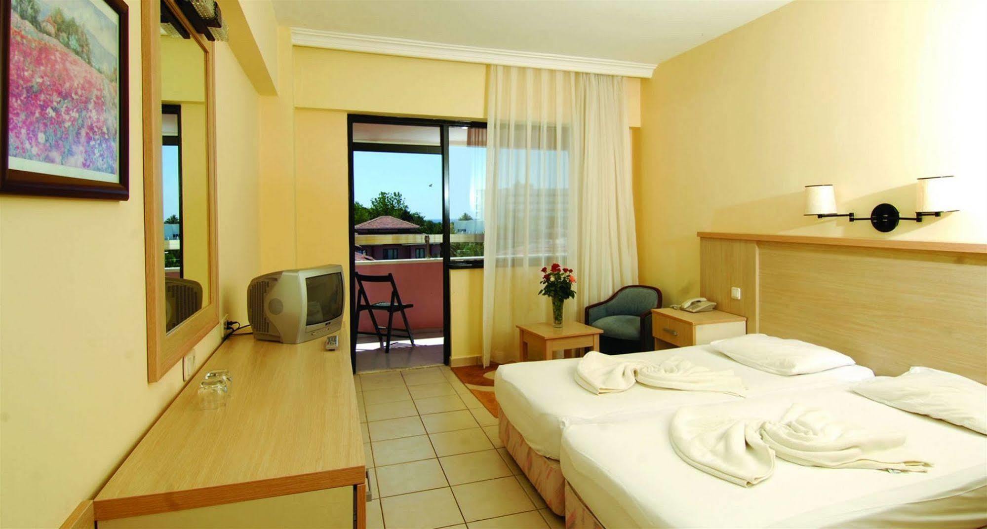 Sural Garden Hotel Side Esterno foto